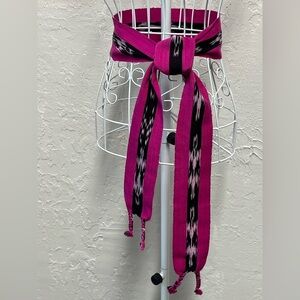 Vintage Magenta Pink and Black Woven Tapestry Belt